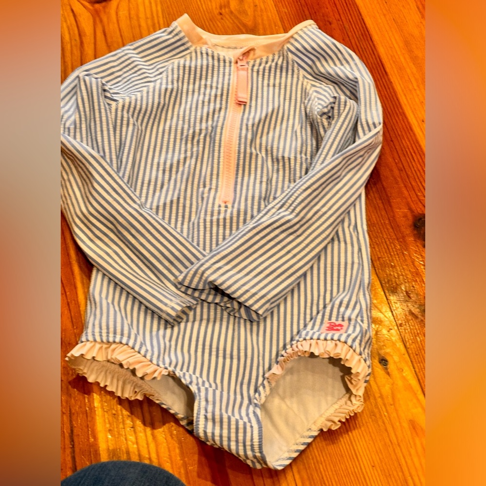 Sz 6 Rufflebutts swimsuit